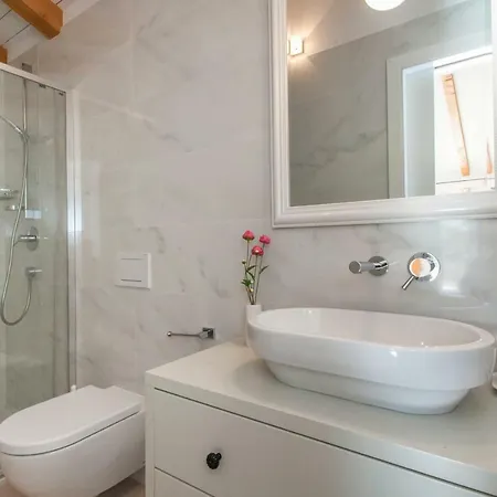 빌라 Vrh Knjezaka - With Heated Pool *