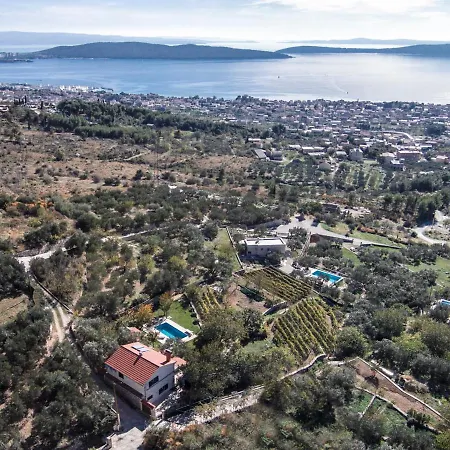 빌라 Vrh Knjezaka - With Heated Pool *